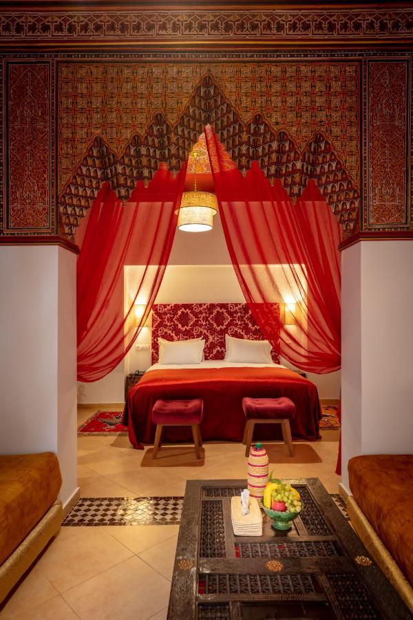 Riad Les Remparts De La Kasbah Marrakesh Esterno foto